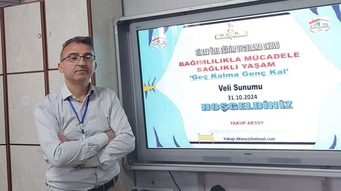 Okulumuz Rehber Öğretmeni Yakup AKSOY'un  Okulumuz Velileriyle Bağımlılıkla Mücadele-Sağlıklı Yaşam kapsamında  